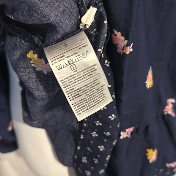 Women’s flower Top - Picture 5 of 5